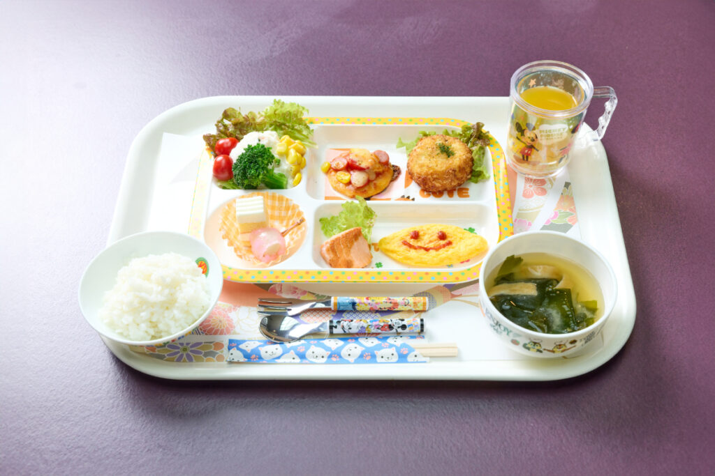 お子様向けの朝食